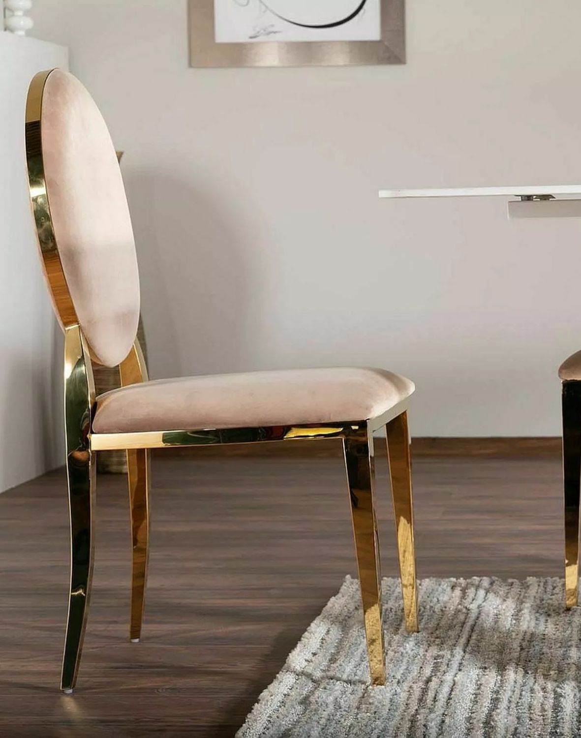 krzeslo king velvet bezowy